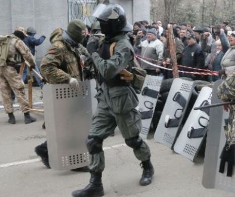 Serviciul ucrainean de securitate: Un general RUS recrutează combatanți pentru insurgenți