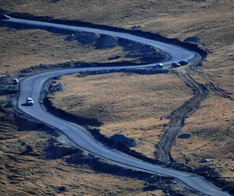Tun cu iz penal, dat de Nelu Iordache. Transalpina, un drum pentru care s-au cheltuit 400 de milioane de euro și pe care nu se poate circula