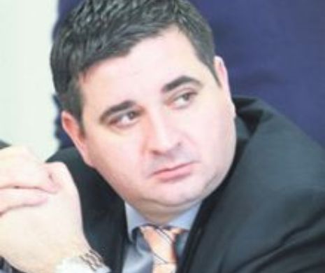 Un senator PSD și un consilier parlamentar, trimiși în judecată pentru corupție