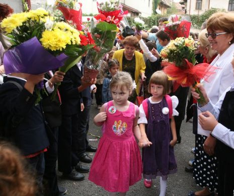 Anul școlar 2014-2015 începe la 15 septembrie