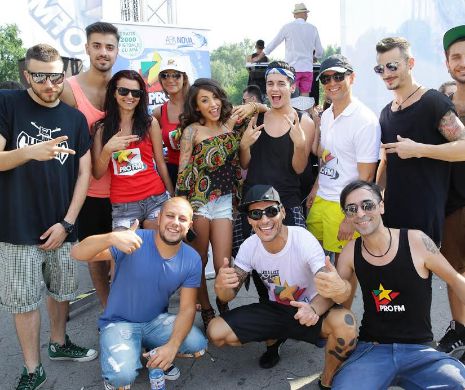 Bătaia cu apă organizată de PRO FM a avut peste 8.000 de participanţi