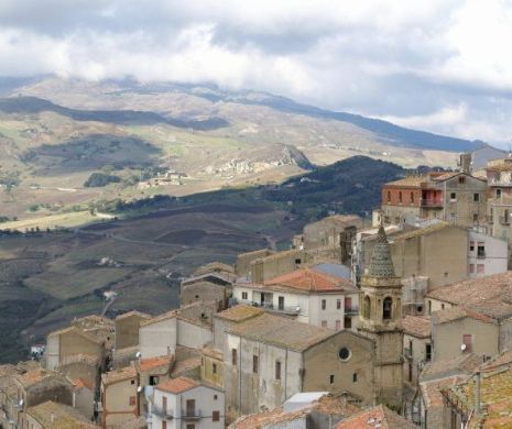 Cele mai IEFTINE case. Costă doar UN EURO