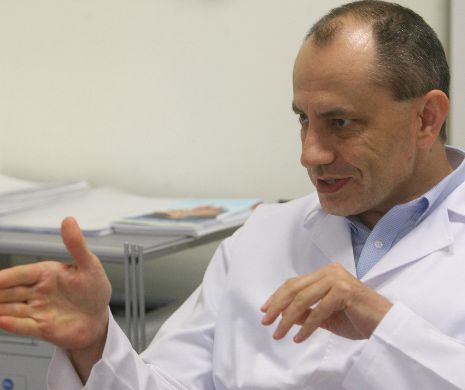 Dr. Eugen Săndică „Îngerul inimilor de copii” vine să opereze în România