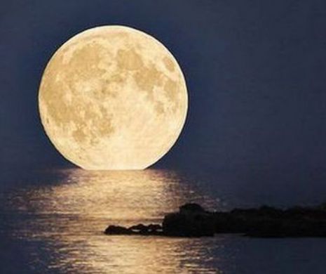 Fenomen ASTRONOMIC. Ce puteți vedea duminică seara