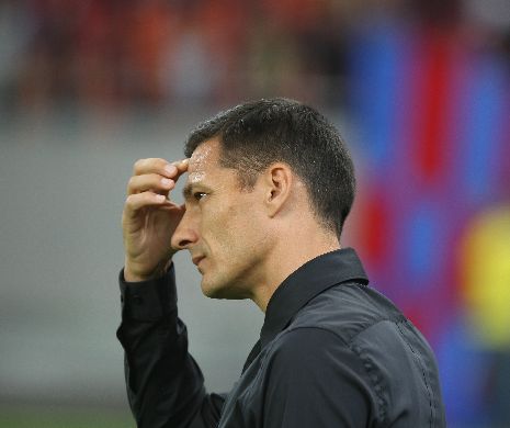Gâlcă își scuză jucătorii și dă vina pe teren