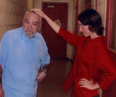 Iubește un UCIGAȘ în serie.O tânără de 25 de ani se căsătorește cu cel mai CUNOSCUT CRIMINAL al Americii