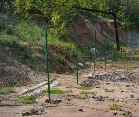 Maidan de fotbal de 300.000i de lei