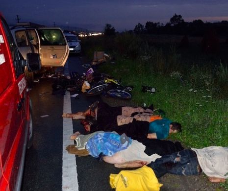 Patru morți în Caraș Severin. Un TIR a spulberat un Ford