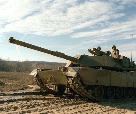 Presa norvegiană: SUA transferă armament greu la bazele NATO din Norvegia