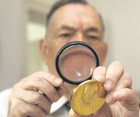 Reportaj EVZ. Numismatica – o pasiune pentru oameni de cultură. Povestea bătrânului colecționar de bani