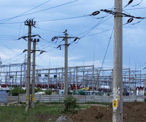 Tatăl a 4 copii a murit după ce a căzut de pe un stâlp de electricitate