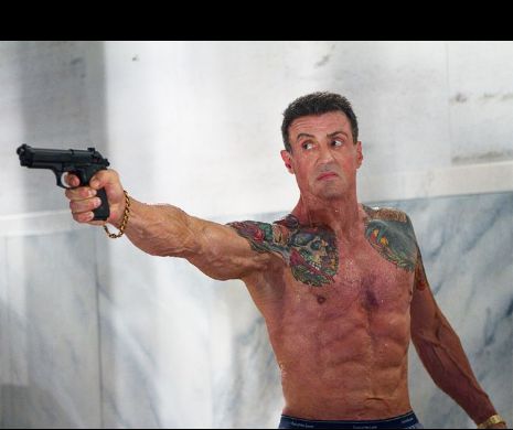 Toti au ramas cu gura cascata cand au vazut-o asa! La 92 de ani, mama lui Stallone trage de fiare mai ceva ca un culturist