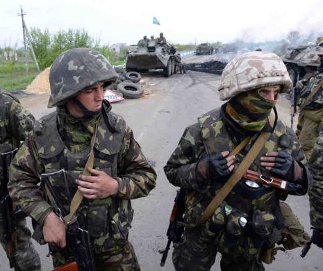 UCRAINA. Armata a intrat în Lugansk. Camioanele ruseşti cu ajutor umanitar sunt pe jumătate goale. Washingtonul îndeamnă Moscova că înceteze "provocările" în Ucraina