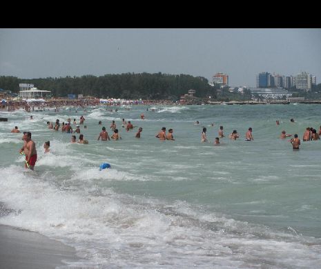 Zi neagră pe litoral. Turişti înecaţi pentru că ignoră atenţionările salvamarilor