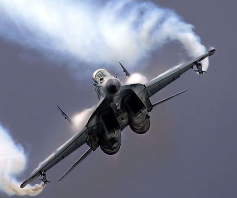 Avion militar rus deasupra Mării Negre. O fregată canadiană aflată în misiune NATO a fost survolată