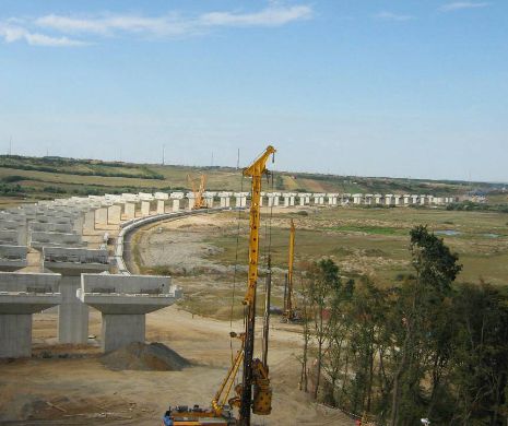 Bechtel lichidează ce mai are în România. Americanii nu acceptă bani în pungă. Ce a lasat în urmă Bechtel? Un stat bun de plată şi ioc autostradă
