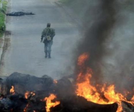CRIZA DIN UCRAINA. Separatiștii acuză Kievul că a ÎNCĂLCAT armistițiul