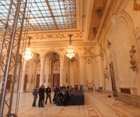 Deputatul care a intrat în greva foamei a dormit miercuri noapte în Parlament