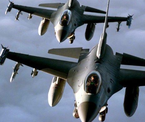 Două avioane ruse de vânătoare interceptate de aviația americană în apropiere de Alasaka