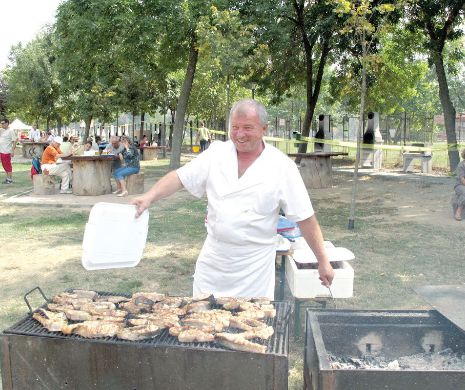 Duminică, de Înălțarea Sfintei Cruci. Bucureștenii au dovedit două tone de saramură și borș de pește