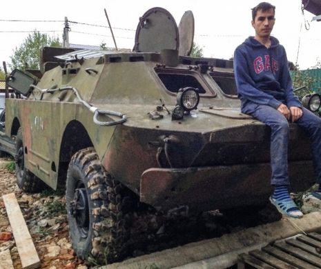 HALUCINANT. Un rus și-a cumpărat fără probleme un TANC dintr-o țară ex-sovietică şi l-a adus până în Moscova | GALERIE FOTO