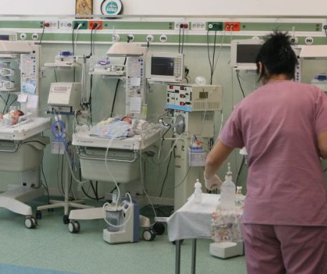 Încep vaccinările antihepatită la bebeluși