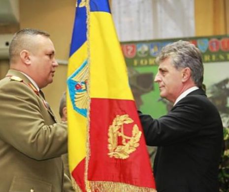 MApN nu doreşte să comenteze subiectul privind declaraţiile jurnalistului Robert Turcescu