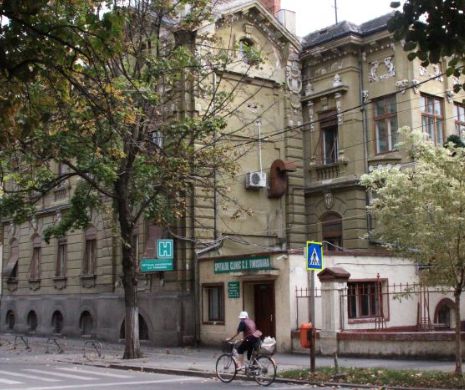 Medicii și asistentele trebuie să returneze 200.000 de euro