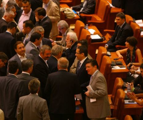 Prima intabulare gratuită, depusă din nou ca iniţiativă legislativă de către liderii PDL şi PNL