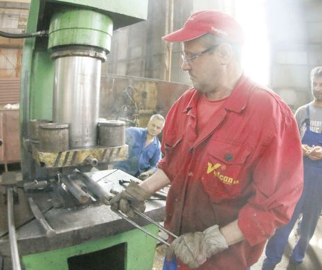 Reducerea CAS nu va crea mai multe locuri de muncă