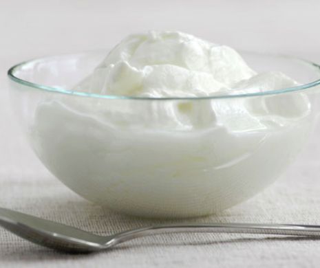 Untul și smântâna, benefice pentru sănătate. De ce recomandă nutriționițiștii să le consumați des