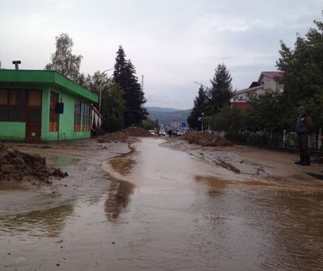 Vine POTOPUL! România va fi lovită de viituri. Toată lumea trebuie să afle!