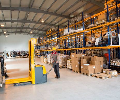Ce este o platformă de E-FULFILLMENT? Frisbo a rulat peste 500.000 de EURO în ŞAŞE LUNI