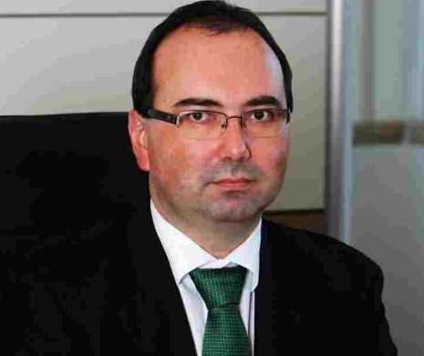 Elevii învaţă să fie responsabili pe banii părinţilor