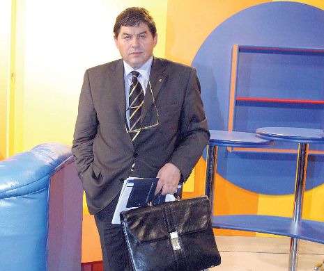 EXCLUSIV EVZ. „Excelența Sa” și-a încasat zeciuiala de la Camera de Comerț. Mișu Vlasov a luat ilegal 50 de salarii de la angajați