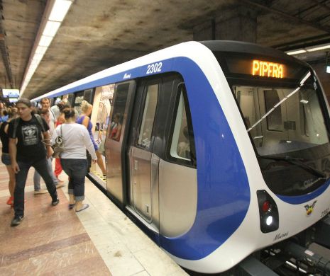 EXCLUSIV PRINT. Pericol la metrou. Trenurile vechi se dezintegrează pe linii, iar cele noi se defectează des