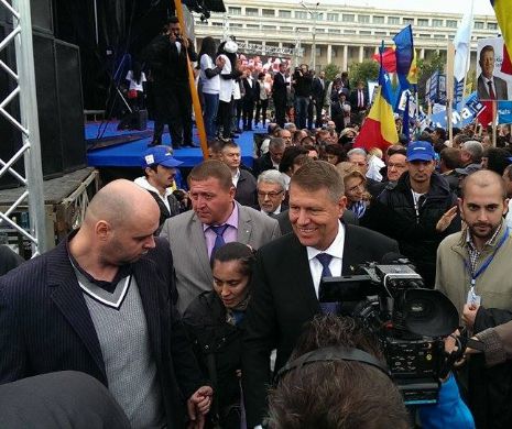 JURNAL DE CAMPANIE: Iohannis, miting anemic la Iaşi; Ponta s-a plimbat la românii din diaspora; Udrea condamnă lipsa de „nerv” a campaniei prezidenţiale