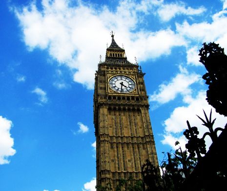 Londra nu se lasă: vrea să limiteze numărul imigranților europeni care merg la muncă în Marea Britanie