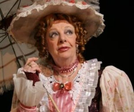 „Molto, gran’ impressione”, întoarcerea la comedia de altădată