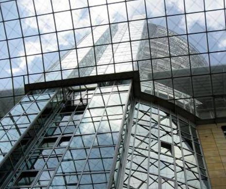 Reprezentant BERD: Companiile neviabile NU MAI trebuie FINANŢATE
