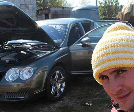 Satenii au privit mirati. Cum a ajuns in ograda familiei "micului Hercule" o masina de 240.000 de euro
