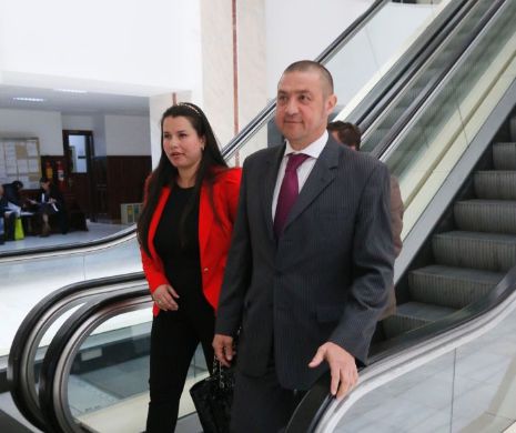 Scandal la tribunal: „Ești o prostituată”. Destăinuirile fostului coleg de celulă al lui Vîntu