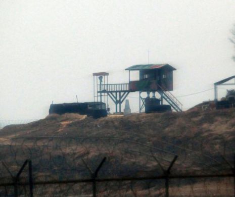 Schimb de FOCURI între cele două COREI