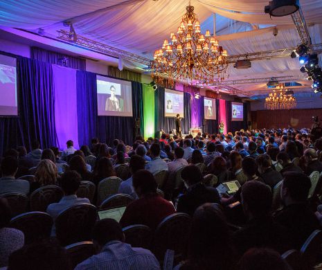 Tendinţe în tehnologie, dezvoltarea de jocuri, product management & investiţii de tip angel la How to Web 2014