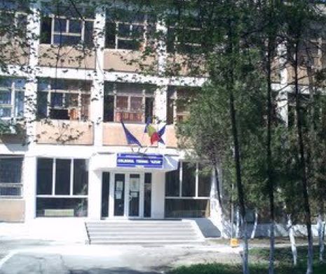 TOXIINFECȚIE ALIMENTARĂ la căminul școlii. Cinci fete  au ajuns ÎN STARE CRITICĂ la spital