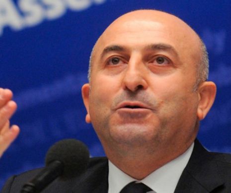 TURCIA. Ideea unei operaţiuni terestre unilaterale a Turciei pentru salvarea oraşului Kobane este „nerealistă”