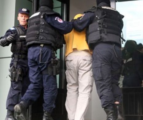 Un procuror DIICOT a fost REŢINUT pentru că a luat mită o OAIE
