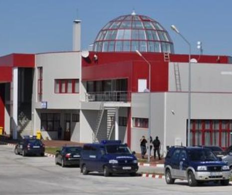 Un traficant de persoane a fost prins în Botoșani. Trafica imigranți pentru a-i exploata