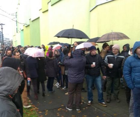 ALEGERI PREZIDENŢIALE 2014. Românii din Munchen au format o coadă de un kilometru
