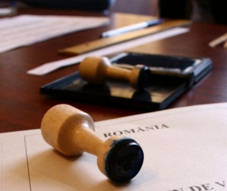 Alegeri PREZIDENŢIALE: Câţi tineri şi câţi CENTENARI sunt aşteptaţi la urne duminică